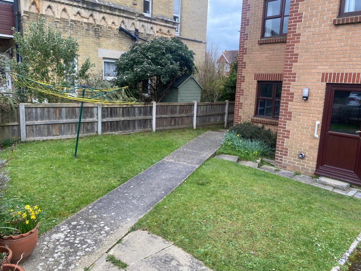 Lovely 3 Bed Ground Floor Flat With Free Parking Swanage Exterior photo